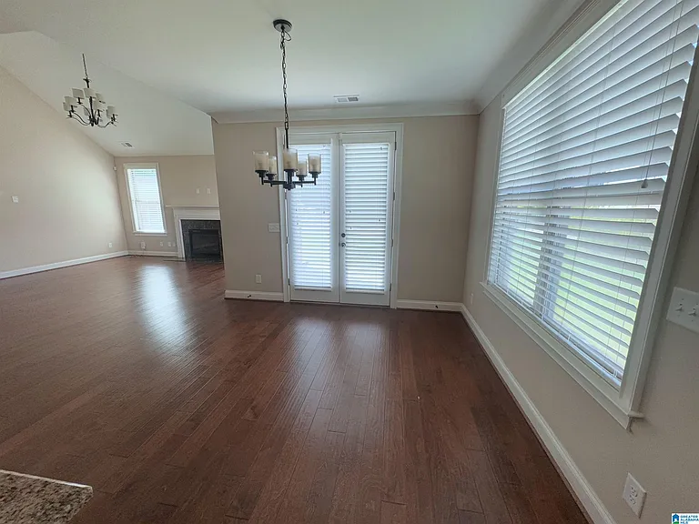 4872 Heritage Hills Way — Photo 2