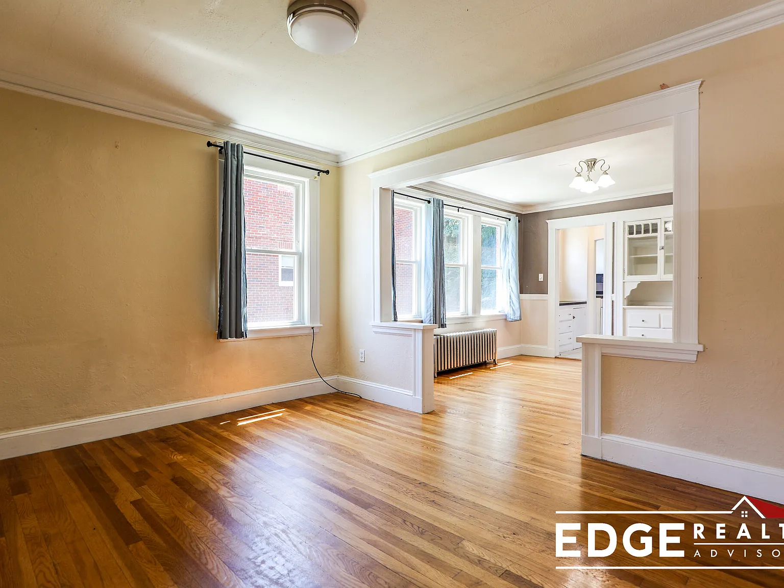 3 bed, 1200 sqft, $3,800 — Photo 3