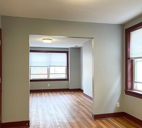 4th image of 3836 S Parnell Ave #2