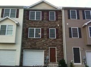 110 Myatt Ct, Inwood, WV 25428