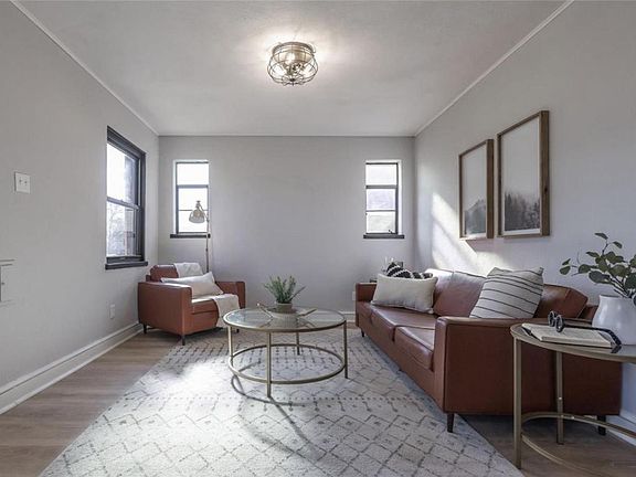 3rd image of 8605 Brinker Ave
