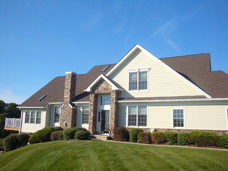 1st image of 10 Briar Ct