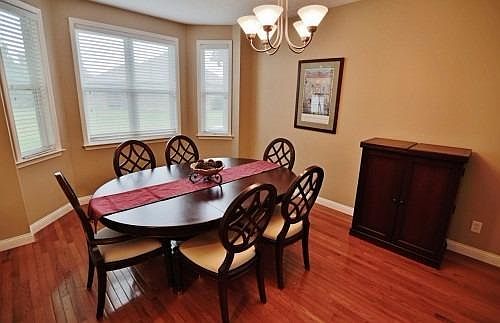 5th image of 9316 Somerset Ct