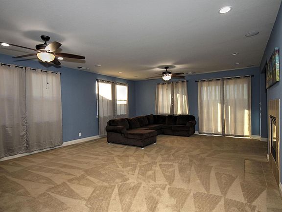 4th image of 1455 Tarrant Dr