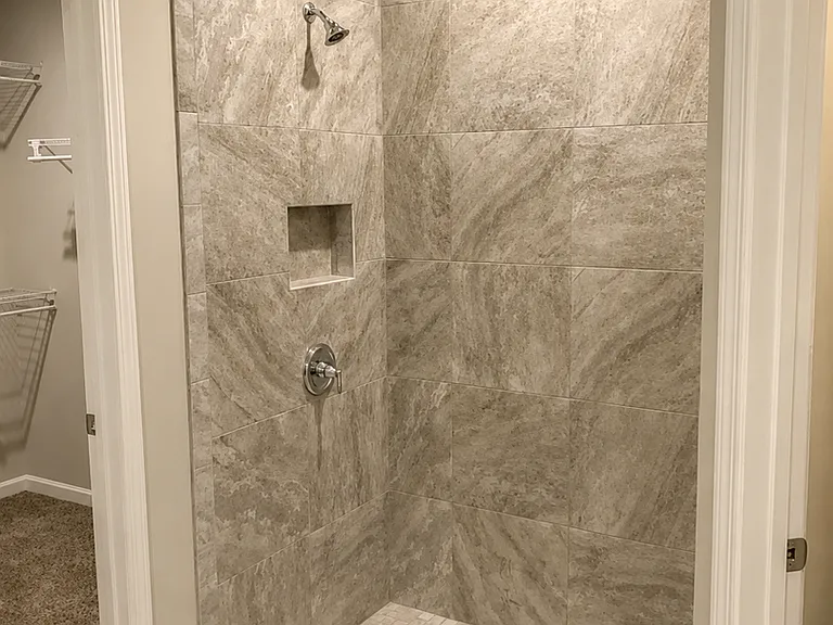 120 Gary Cir #L-17B — Photo 12