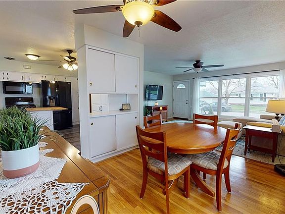 4th image of 4642 Southwood Dr