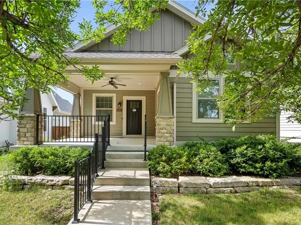 9107 NE 79th St, Kansas City, MO 64158