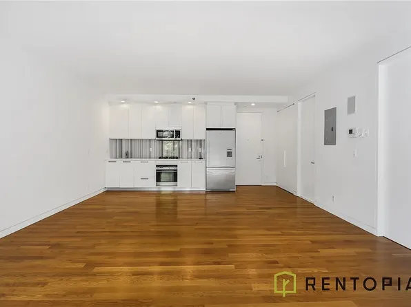 210 North 12th Street image 2 of 5