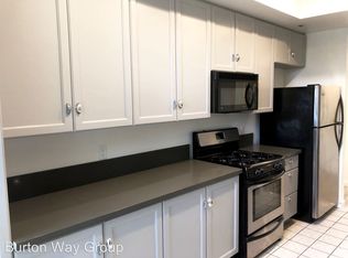 8915 Burton Way APT 101, Los Angeles, CA 90048