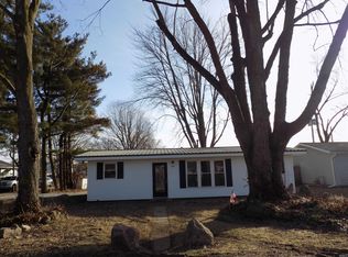 19196 Tarman Rd, New Paris, IN 46553