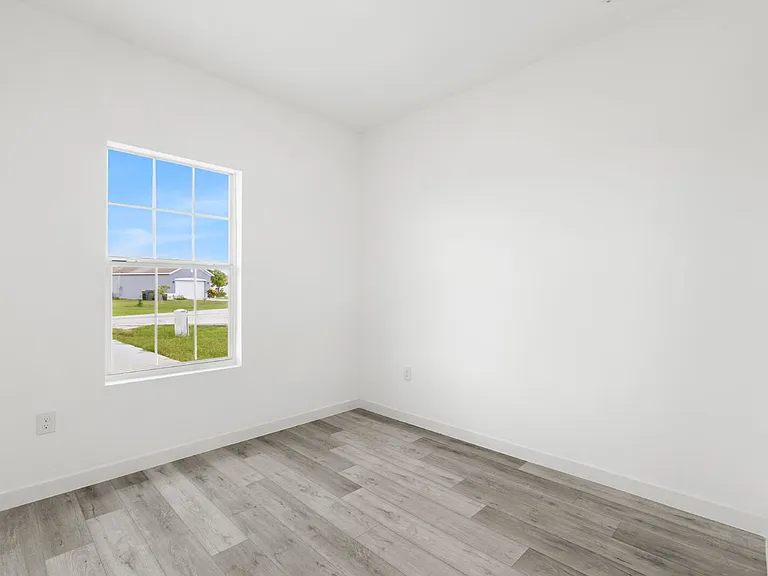 602 Desmoines Ct — Photo 23