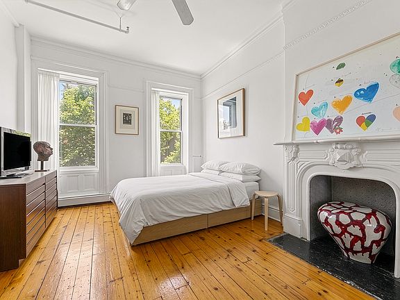 5th image of 21 Brevoort Pl APT 3