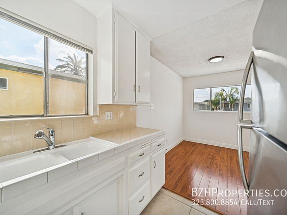 5th image of 1050 S Wooster St #3C
