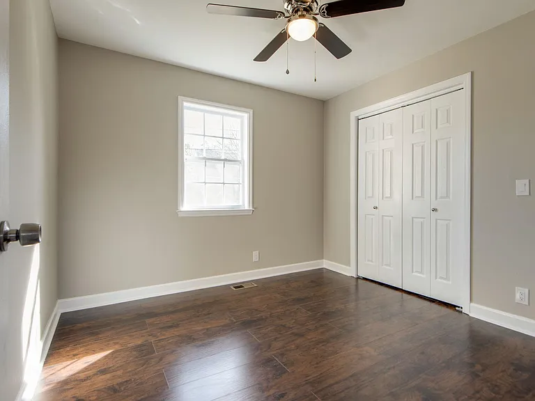 3532 Lake Towne Dr — Photo 3