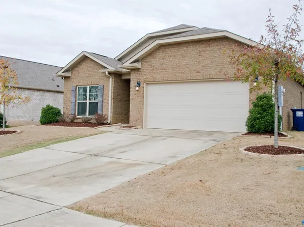 105 Fellington Ct, New Market, AL 35761