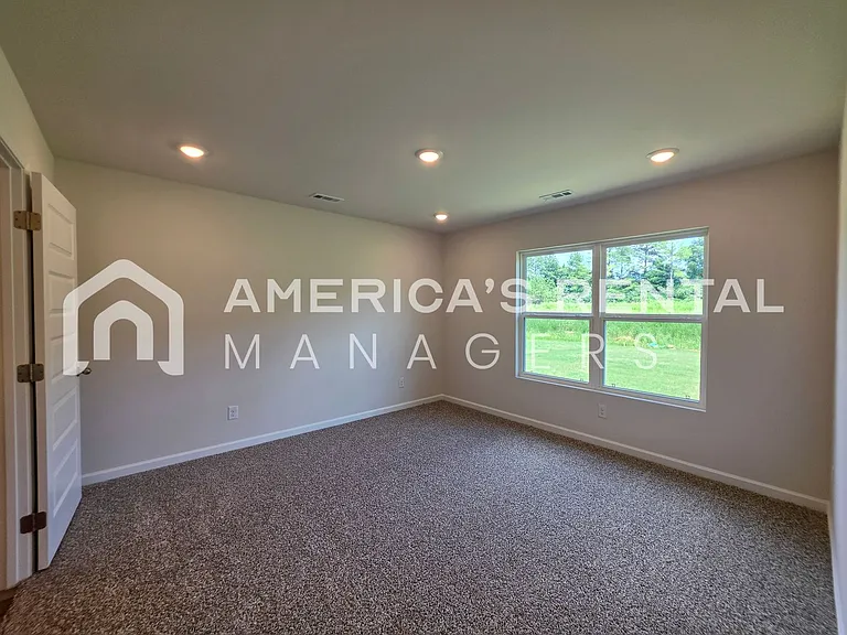 119 Jonboy Ave — Photo 34