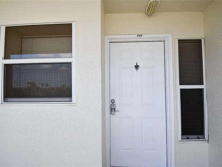 6021 Bahia Del Mar Cir #540 — Photo 32