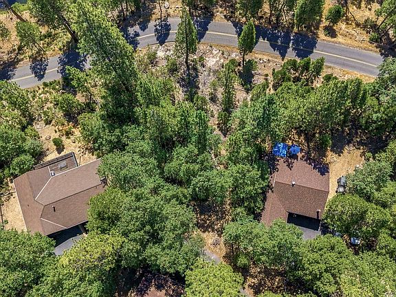 2nd image of 598 Nile River Dr