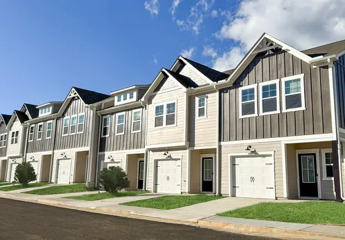 Tessa Shallowford Townhomes Photo 1