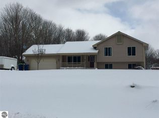 6645 Lake Ann Rd, Lake Ann, MI 49650