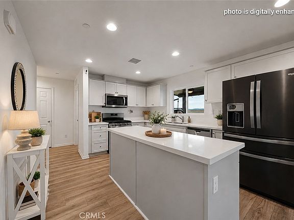 4th image of 13857 Raven St