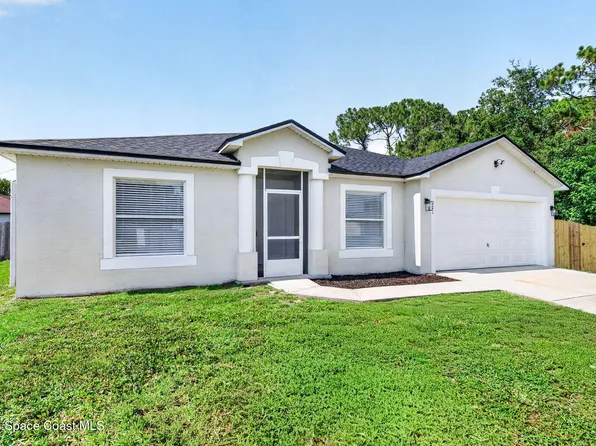 711 Avalon St SE, Palm Bay, FL 32909
