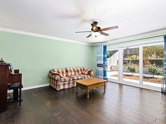 2nd image of 7318 Steinbeck Ave