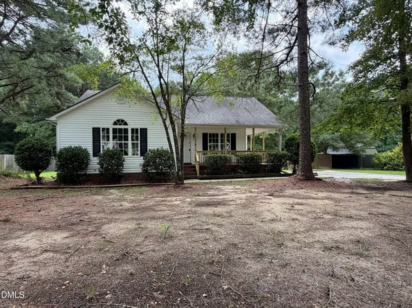 576 Sunray Dr, Clayton, NC 27520