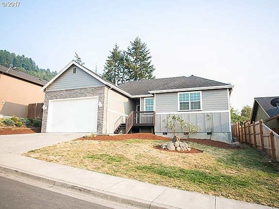 2nd image of 1053 Ruby Clair Dr