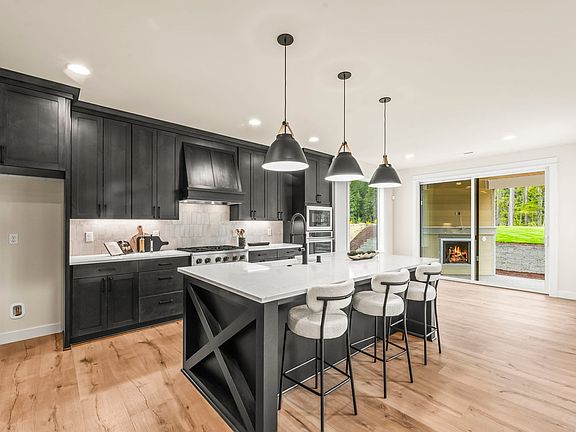 6th image of this home