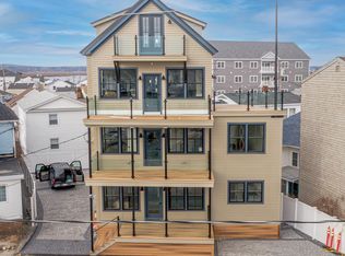 53 Ocean Blvd, Hampton, NH 03842