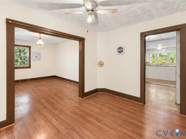 2097 Coles Point Rd, Hague, VA 22469