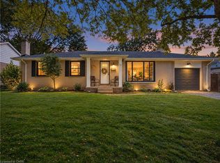 17 Butler Dr, Saint Thomas, ON N5R 4Y9