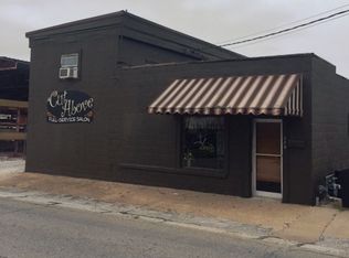 209 1/2 Hamilton St, Neosho, MO 64850