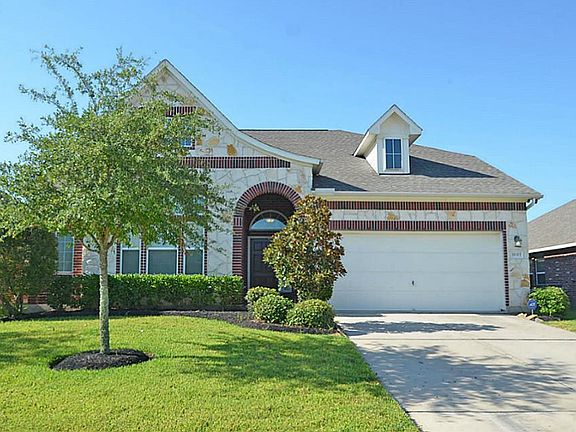 3rd image of 18315 Mable Pond Ln