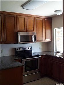 2nd image of 6041 Keats Cir
