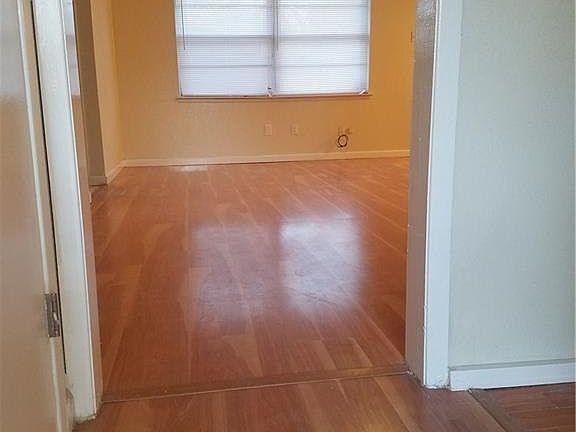5th image of 4321 Princeton Dr