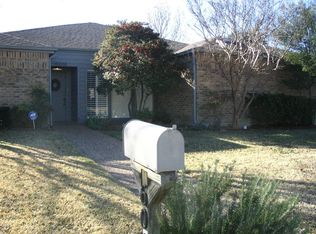6018 Black Berry Ln, Dallas, TX 75248