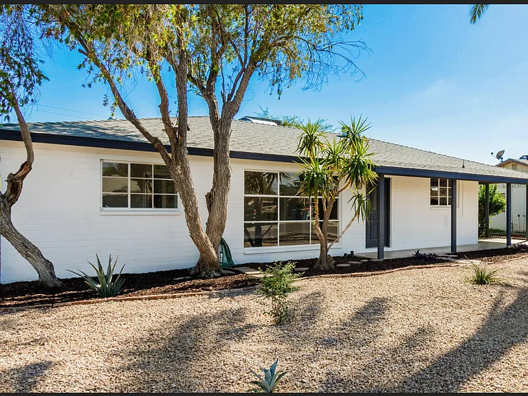 3301 W Pierson St — Photo 4