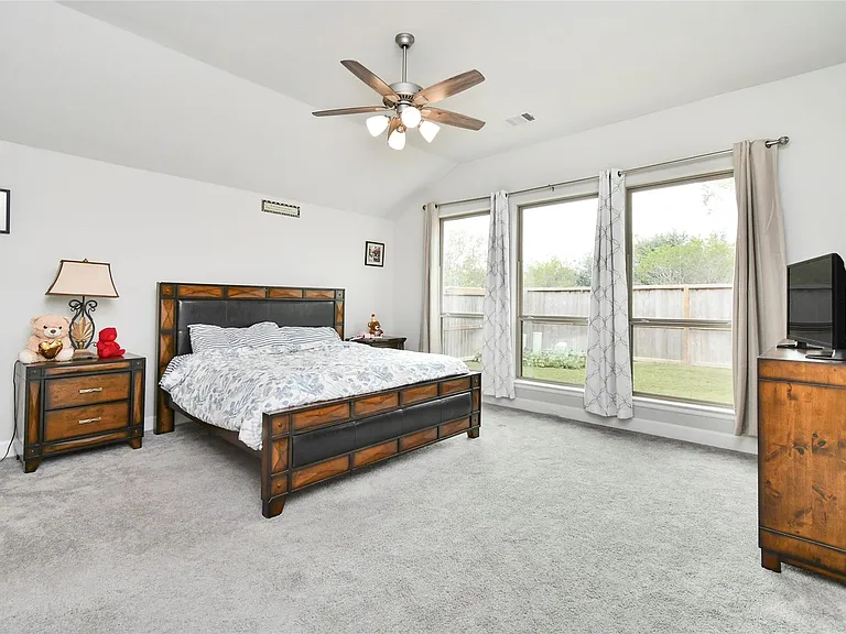 5042 Albany Shores Ln — Photo 25