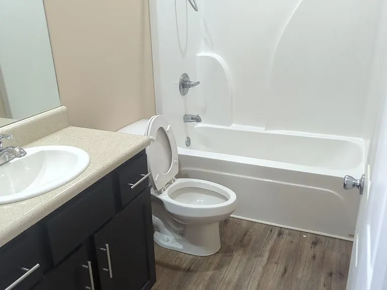 607 Williams Ave — Photo 7
