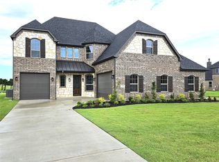 385 Willies Ct, Whitesboro, TX 76273
