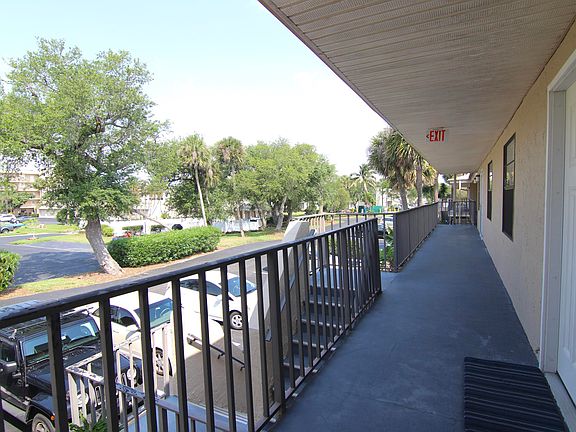 3rd image of 201 International Dr APT 421