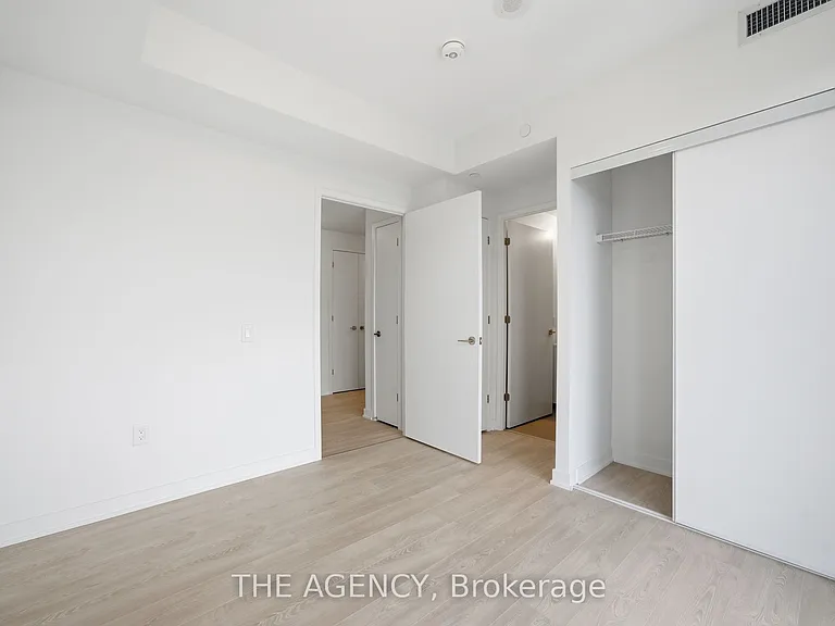 634 Church St #2303 — Photo 9
