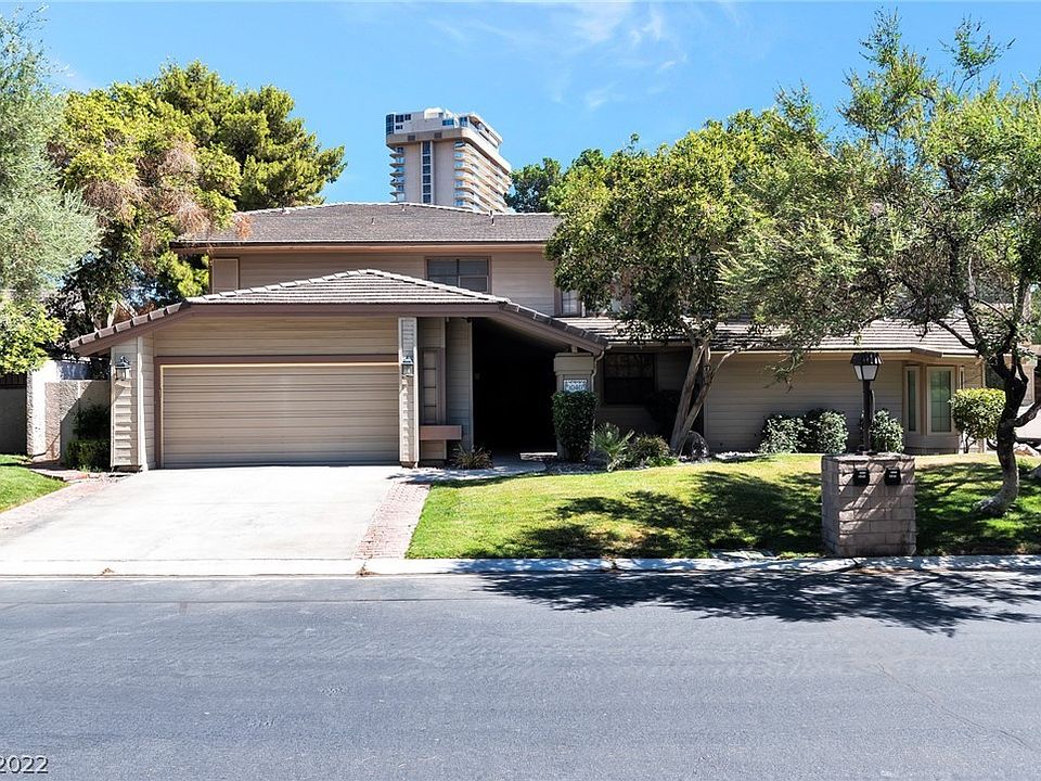 1st image of 1040 Pinehurst Dr