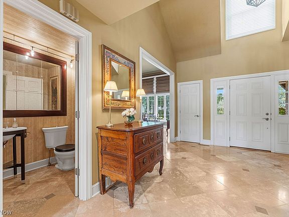 5th image of 3825 Weymouth Woods Dr