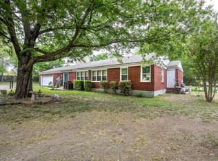 239 Allen St, Weatherford, TX 76086