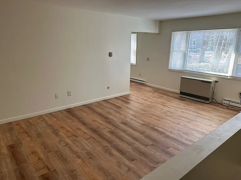Forest Glen — Photo 23