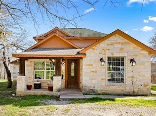 380 Reata Ranch Rd, Lockhart, TX 78644