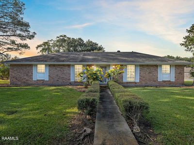 227 Meadow Ln, Lafayette, LA, 70506